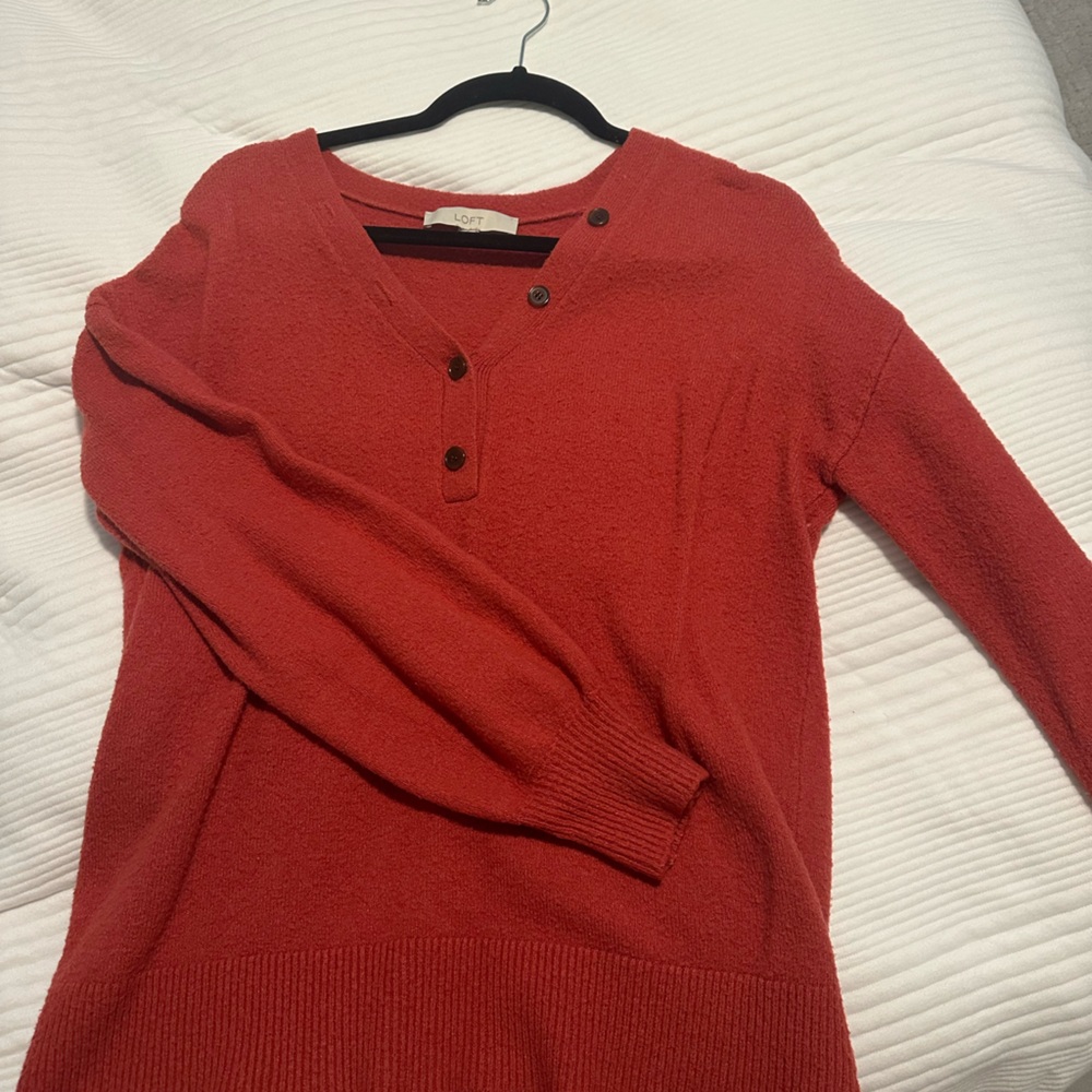 Women’s sweater